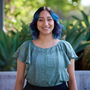 Meet your Posher, Evelyn